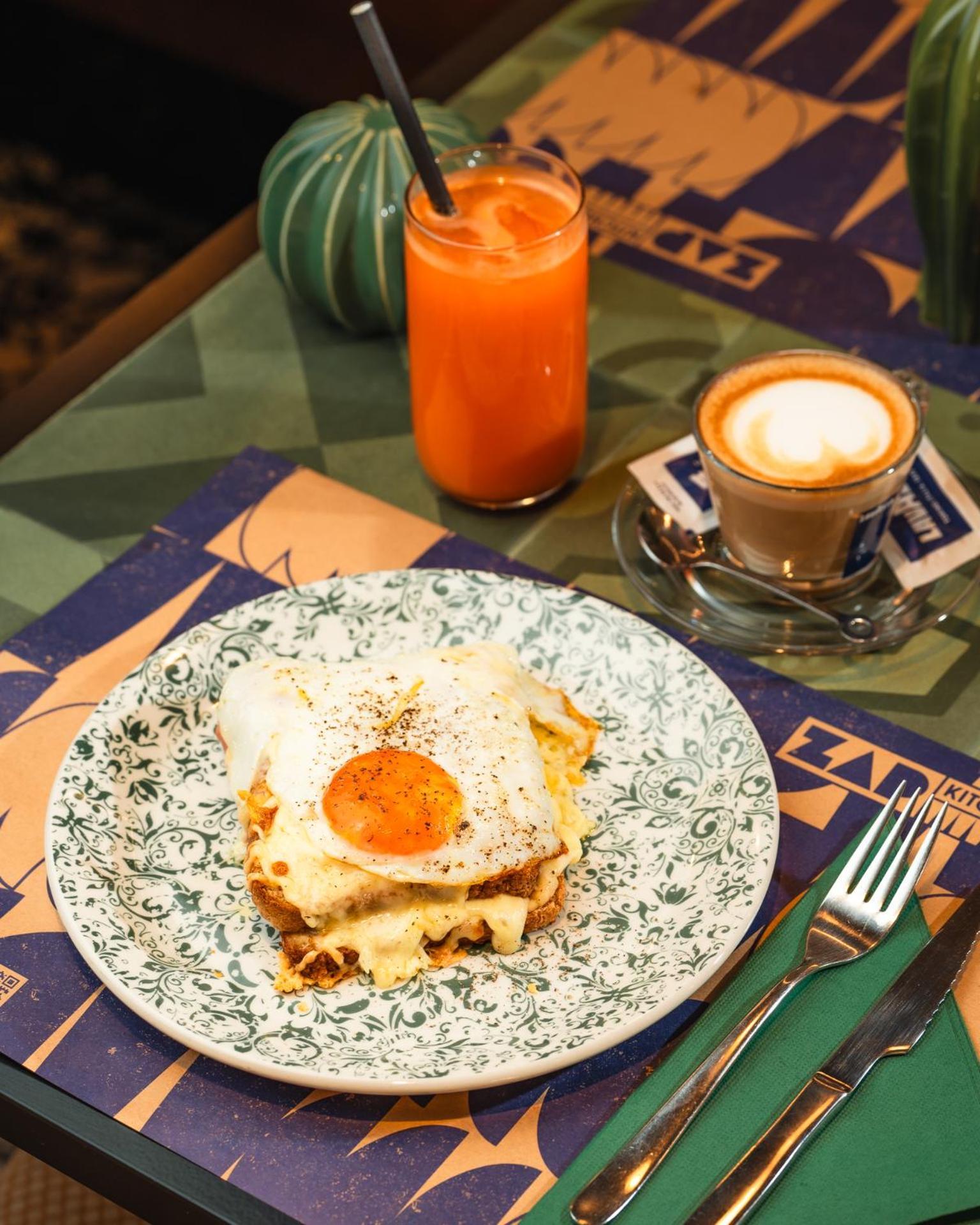 Apartment With Rated Breakfast Zap *
